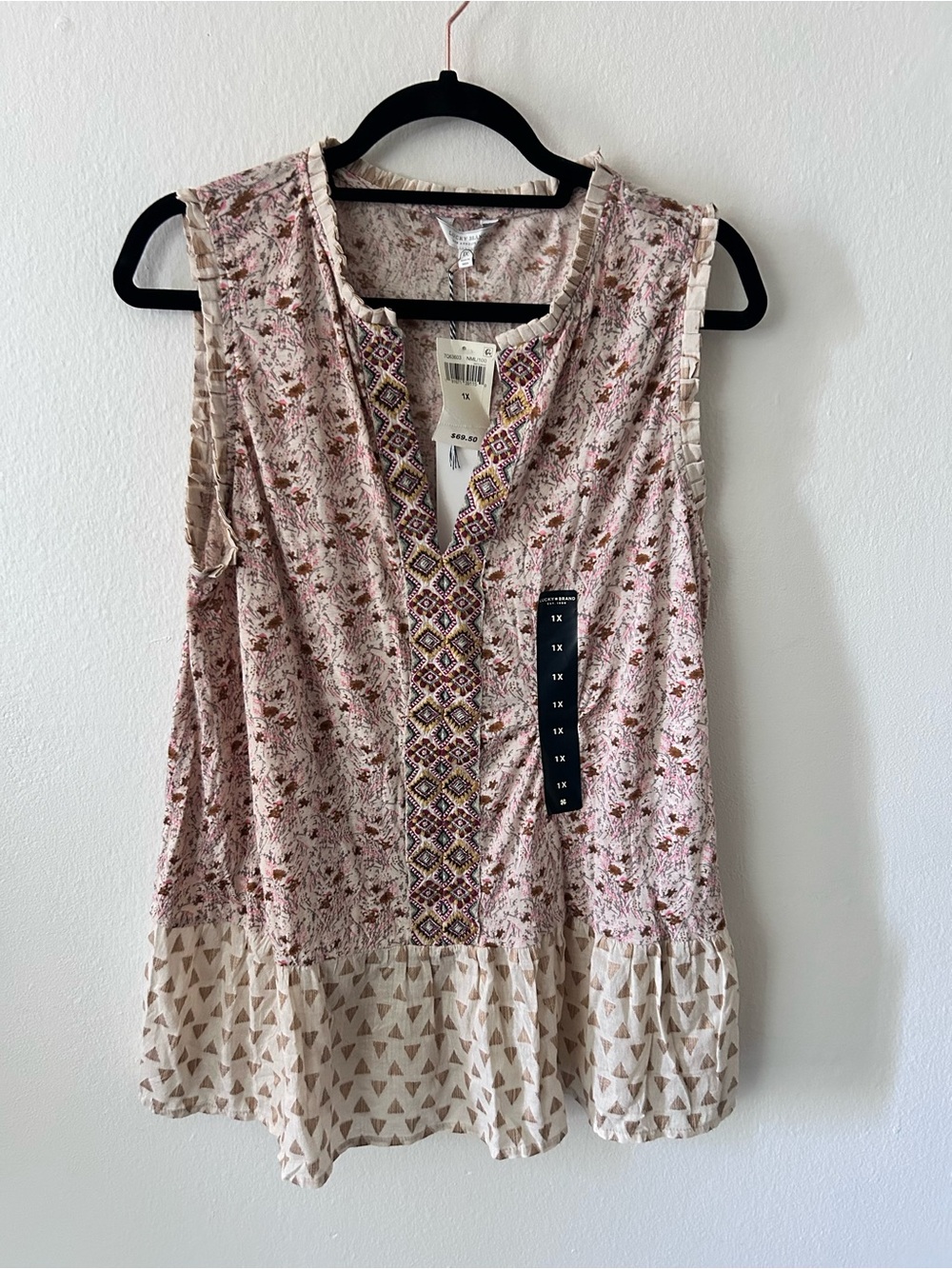 Lucky Brand Boho Sleeveless Pink Floral Split-Neck Peplum Top 1X